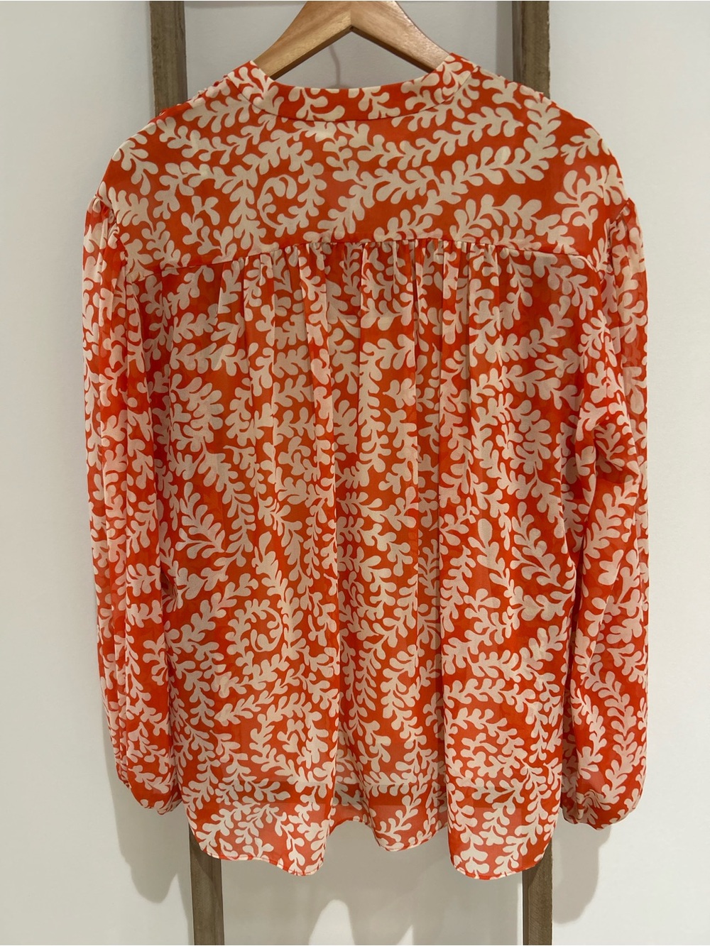 Diane Von Furstenberg Bristol Orange Leaf Print Sheer Balloon Sleeve Top Size S - Picture 8 of 13